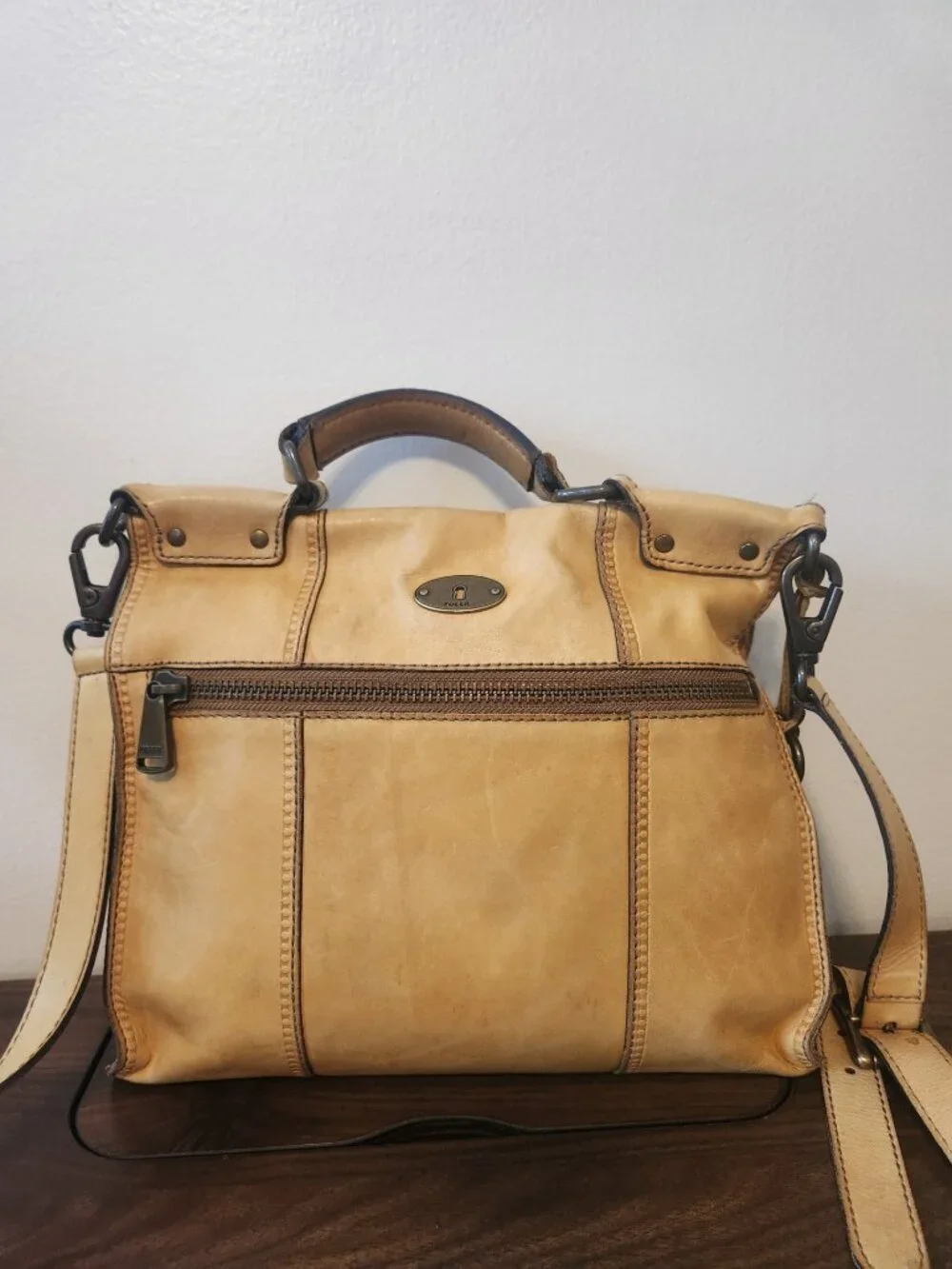 Fossil Mustard Leather Messenger bag